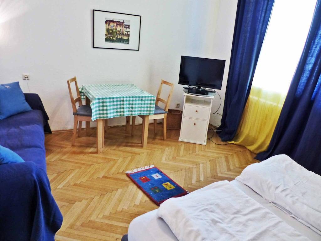 Apartment Naschmarkt Вена Номер фото